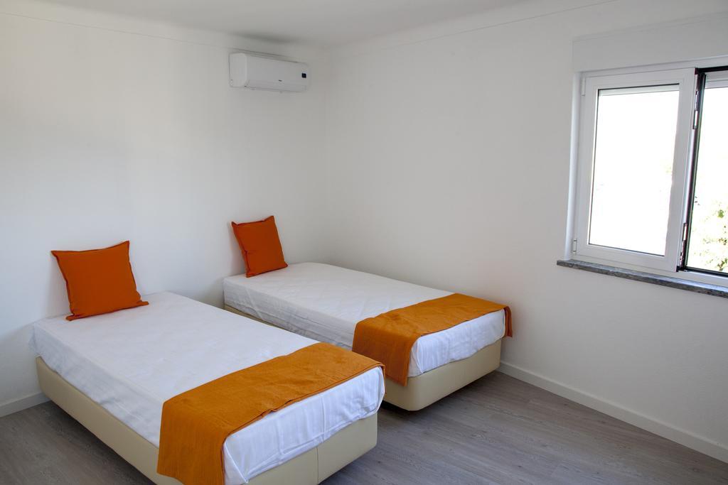 Sem Nome Hotel อัลวอร์ ห้อง รูปภาพ