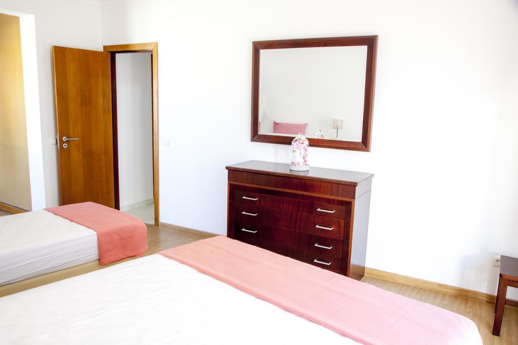 Sem Nome Hotel อัลวอร์ ห้อง รูปภาพ